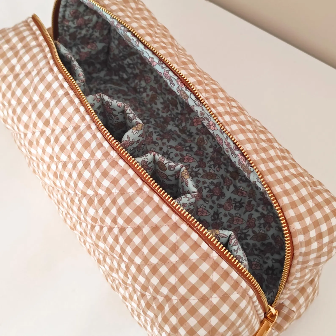 Quilted Hair Tool Bag Sewing PDF Pattern | Dyson Airwrap/Airstrait Bag | Zipper Pouch | Beginner Friendly | Toiletry Bag | Travel Organizer